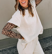 Load image into Gallery viewer, Cheetah Mesh Top - stretchy