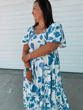 Load image into Gallery viewer, Lola Floral Elastic Chest Dress
