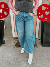 Load image into Gallery viewer, Kancan Super Barrel Denim