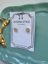 Load image into Gallery viewer, Scalloped Round Stone Mini Earring- Sterling Silver