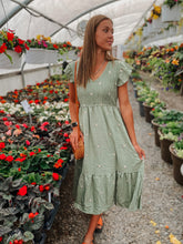 Load image into Gallery viewer, [HOTBUY] Sage Daisy Dash Dress- Stretchy
