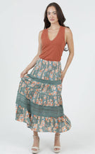 Load image into Gallery viewer, Leighton Floral Skirt - stretch elastic
