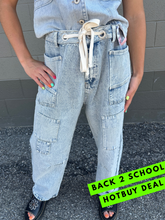 Load image into Gallery viewer, Milo Trend Patch Rope tie Barrel Denim- structured denim
