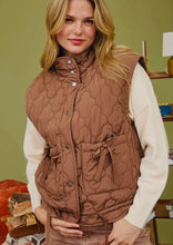 Load image into Gallery viewer, Coco Sydnee Quilted Puff Vest
