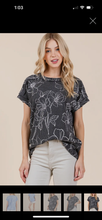 Load image into Gallery viewer, Escape Floral No Layer Short Sleeve Top- stretchy
