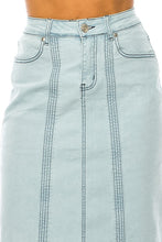 Load image into Gallery viewer, Henisee Light Wash Denim Skirt-Stretchy
