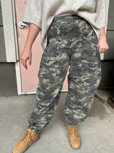 Load image into Gallery viewer, Sassy CAMO Barrel Pants
