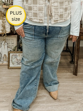 Load image into Gallery viewer, [PLUS SIZE] Trendy Pocket Light Wash Denim- STRETCH
