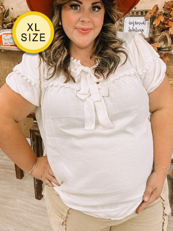 [PLUS] Creme Bow tie Blouse