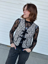 Load image into Gallery viewer, Leopard Bowtie Quilted Vest
