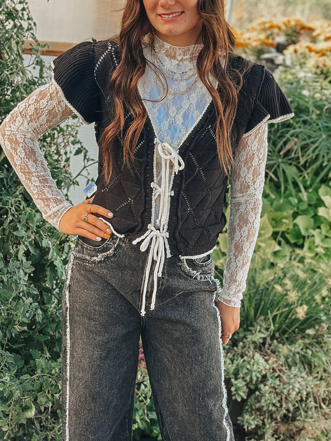 Black Pontille Tie Front Cardi