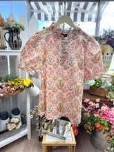 Load image into Gallery viewer, Ivy Patterend Blouse -Stretchy (Copy)
