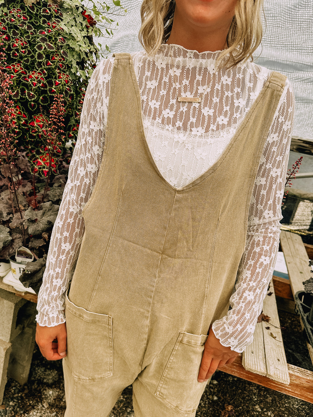 Harper Off white Stretch Lace Top