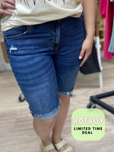 Load image into Gallery viewer, Hampton DK Wash Shorts-Stretchy
