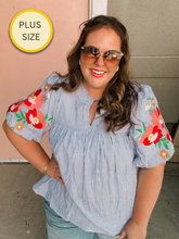 Load image into Gallery viewer, [PLUS] Avalia Pinstripe Blouse- Loose
