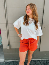 Load image into Gallery viewer, Scallop Brick apaper bag Shorts
