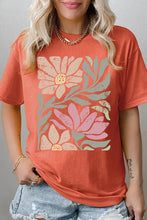 Load image into Gallery viewer, [PLUS] Fleur Artisan Graphic Tee
