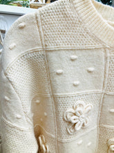 Load image into Gallery viewer, PLUS] Hadley Tonal Whimsy Pullover
