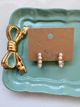 Load image into Gallery viewer, Pearl Hoop Mini Earring- Sterling Silver
