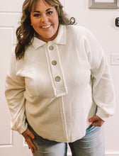 Load image into Gallery viewer, [PLUS] Piper Button Down Pullover
