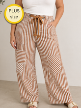 Load image into Gallery viewer, PLUS SIZE | Striped Rivet Rope-Tie Slim Barrel Denim
