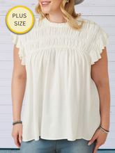 Load image into Gallery viewer, [PLUS] Emery White Scrunched Knit Blouse- Stretch
