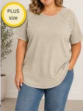 Load image into Gallery viewer, [PLUS SIZE] Weathered Sleet Pullover

