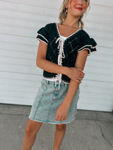 Load image into Gallery viewer, Black Pontille Tie Front Cardi
