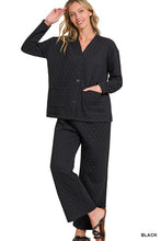 Load image into Gallery viewer, Dark Lennox City Quilted Set - 2 items 1 price
