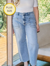 Load image into Gallery viewer, [PLUS SIZE] Trendy Pocket Light Wash Denim- STRETCH
