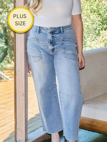[PLUS SIZE] Trendy Pocket Light Wash Denim- STRETCH