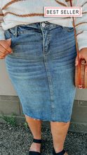 Load image into Gallery viewer, XXL Trendy Denim Skirt- Stretch
