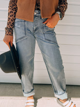 Load image into Gallery viewer, Trendsetter Subtle Barrel Denin Pants- mid rise
