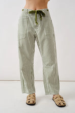 Load image into Gallery viewer, Free Soul Stripe Barrel Denim- Olive
